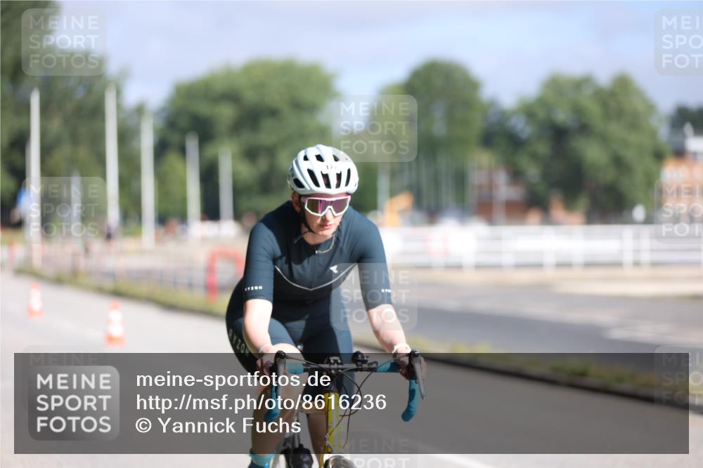 17.08.2025 - KN Förde Triathlon 2025 Yannick Fuchs http://msf.ph/oto/8616236 17.08.2025 09:34:54 Radfahren 122, 128, 145, 146, 151, 166 meine-sportfotos.de