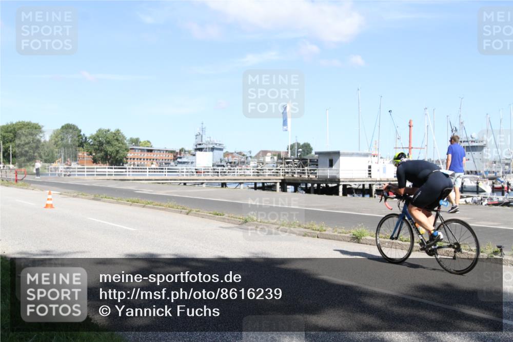 17.08.2025 - KN Förde Triathlon 2025 Yannick Fuchs http://msf.ph/oto/8616239 17.08.2025 11:33:56 Radfahren 281, 288, 306, 370 meine-sportfotos.de