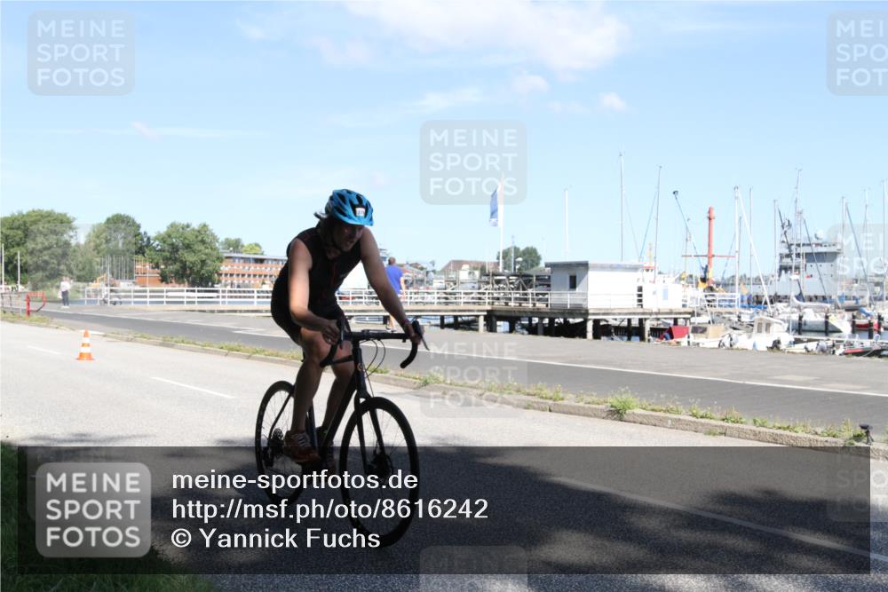 17.08.2025 - KN Förde Triathlon 2025 Yannick Fuchs http://msf.ph/oto/8616242 17.08.2025 11:34:06 Radfahren 307, 330, 379 meine-sportfotos.de