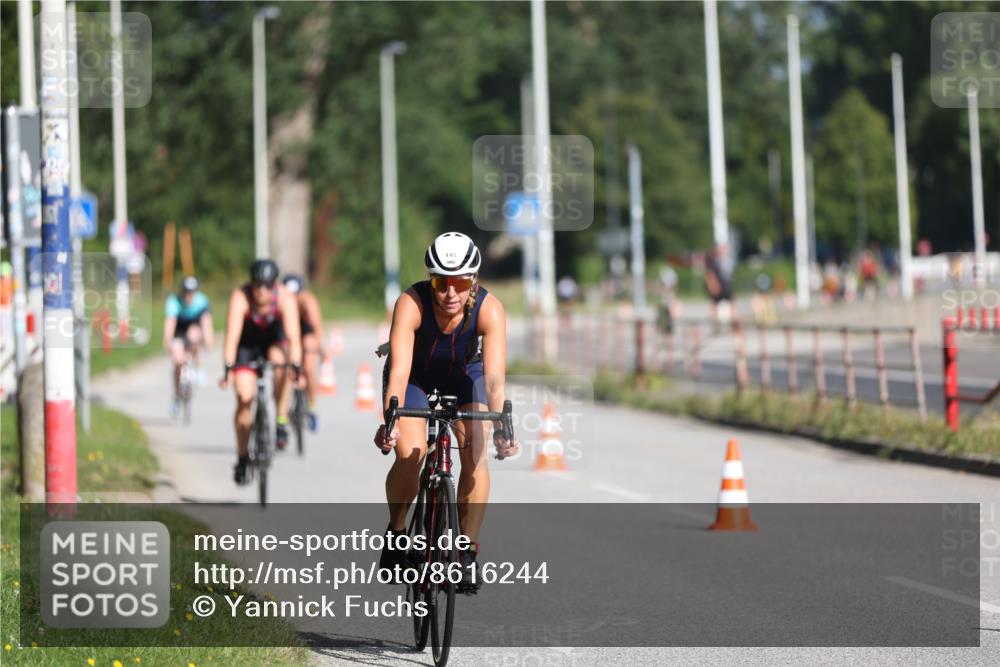 17.08.2025 - KN Förde Triathlon 2025 Yannick Fuchs http://msf.ph/oto/8616244 17.08.2025 09:34:57 Radfahren 128, 145, 146, 151, 166, 122 meine-sportfotos.de