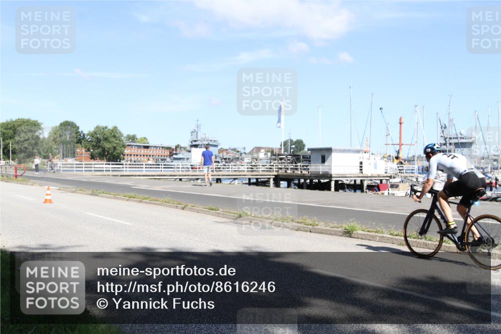 17.08.2025 - KN Förde Triathlon 2025 Yannick Fuchs http://msf.ph/oto/8616246 17.08.2025 11:34:07 Radfahren 307, 330, 379 meine-sportfotos.de