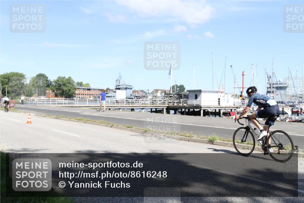 17.08.2025 - KN Förde Triathlon 2025 Yannick Fuchs http://msf.ph/oto/8616248 17.08.2025 11:34:10 Radfahren 307, 330, 379 meine-sportfotos.de