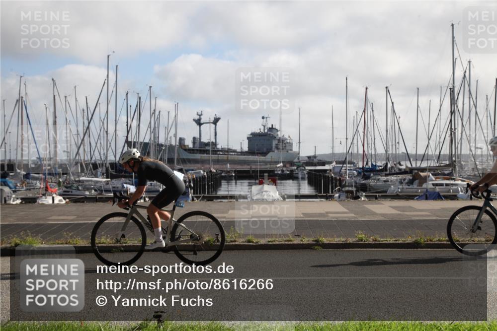 17.08.2025 - KN Förde Triathlon 2025 Yannick Fuchs http://msf.ph/oto/8616266 17.08.2025 09:32:37 Radfahren 130, 138, 162, 242, 243 meine-sportfotos.de