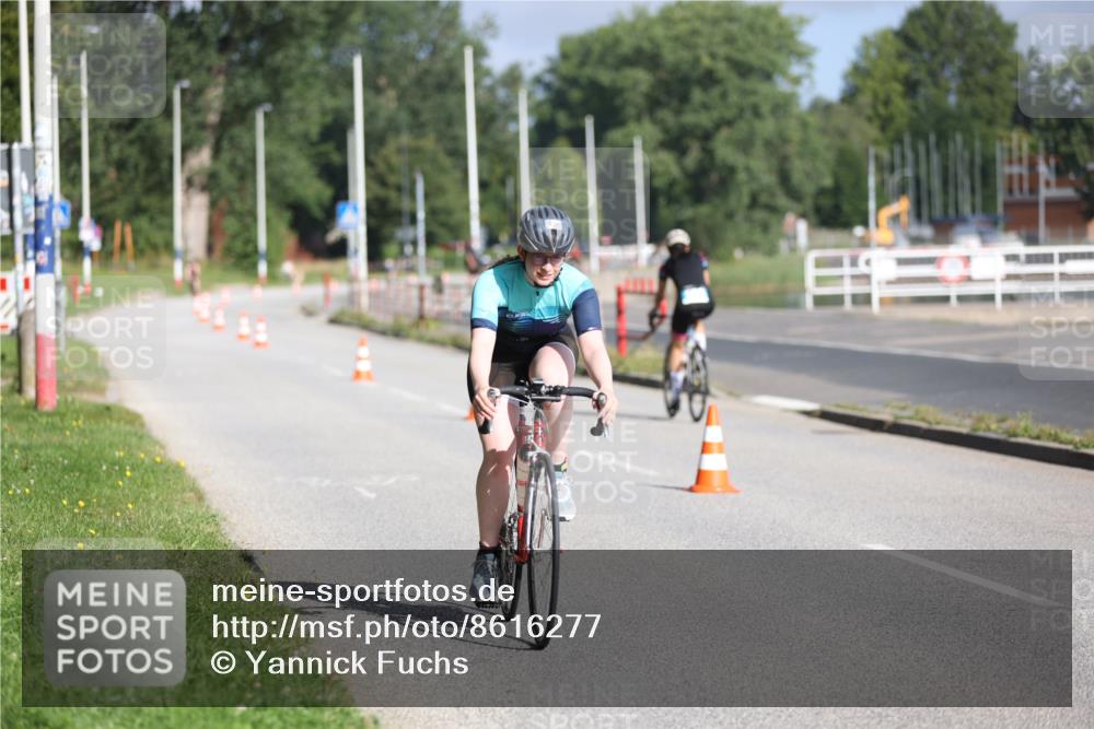 17.08.2025 - KN Förde Triathlon 2025 Yannick Fuchs http://msf.ph/oto/8616277 17.08.2025 09:35:02 Radfahren 101, 128, 144, 146, 151, 122, 145, 166 meine-sportfotos.de