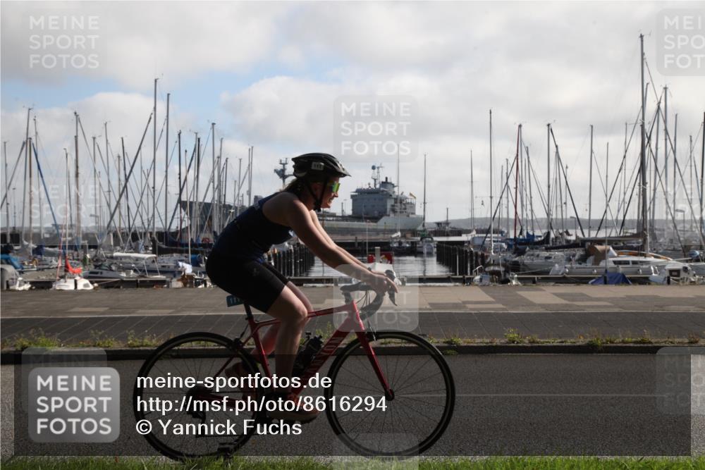 17.08.2025 - KN Förde Triathlon 2025 Yannick Fuchs http://msf.ph/oto/8616294 17.08.2025 09:32:50 Radfahren 111, 126, 152, 197, 208, 212, 216, 221 meine-sportfotos.de