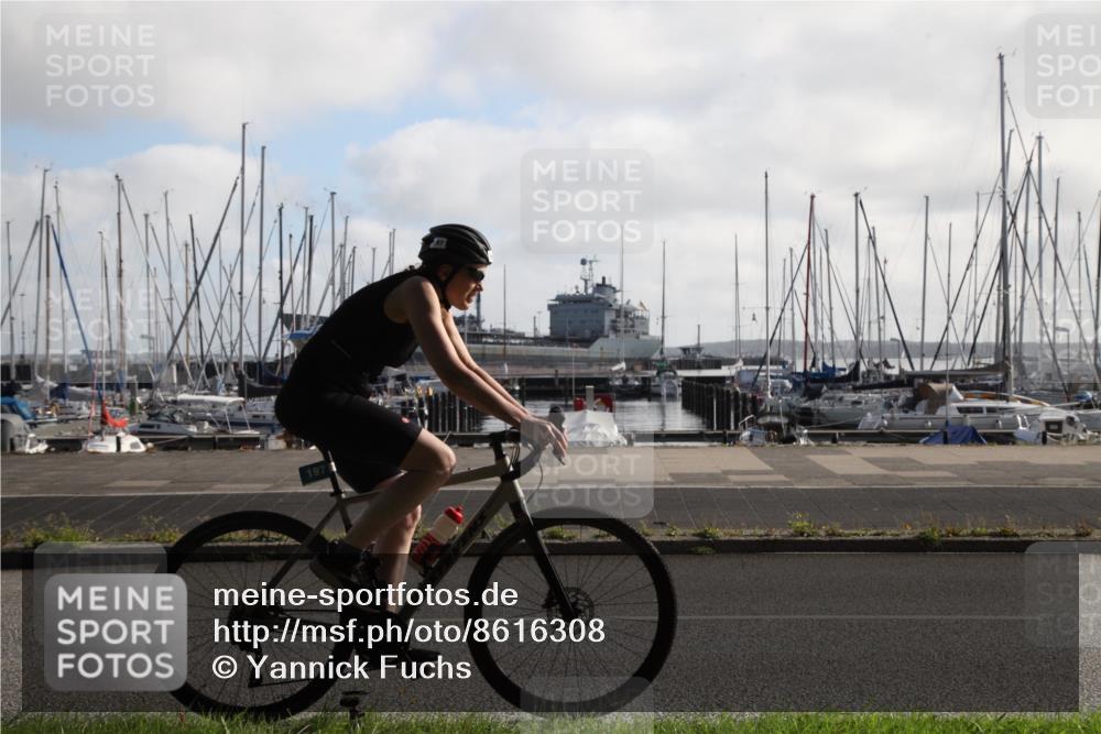 17.08.2025 - KN Förde Triathlon 2025 Yannick Fuchs http://msf.ph/oto/8616308 17.08.2025 09:32:53 Radfahren 111, 126, 133, 152, 197, 198, 208, 212, 216, 218, 221 meine-sportfotos.de
