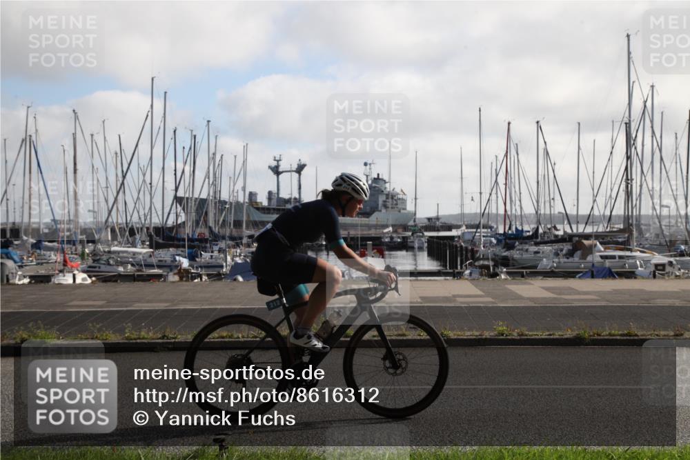 17.08.2025 - KN Förde Triathlon 2025 Yannick Fuchs http://msf.ph/oto/8616312 17.08.2025 09:32:54 Radfahren 102, 111, 126, 133, 152, 197, 198, 208, 212, 216, 218, 221 meine-sportfotos.de