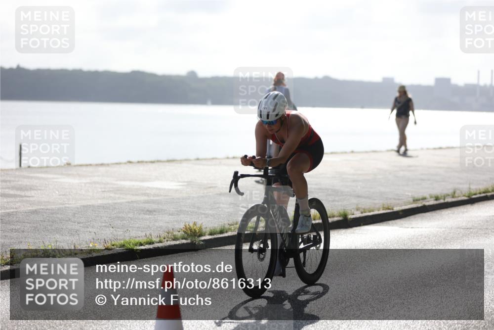 17.08.2025 - KN Förde Triathlon 2025 Yannick Fuchs http://msf.ph/oto/8616313 17.08.2025 09:35:12 Radfahren 101, 144, 194 meine-sportfotos.de
