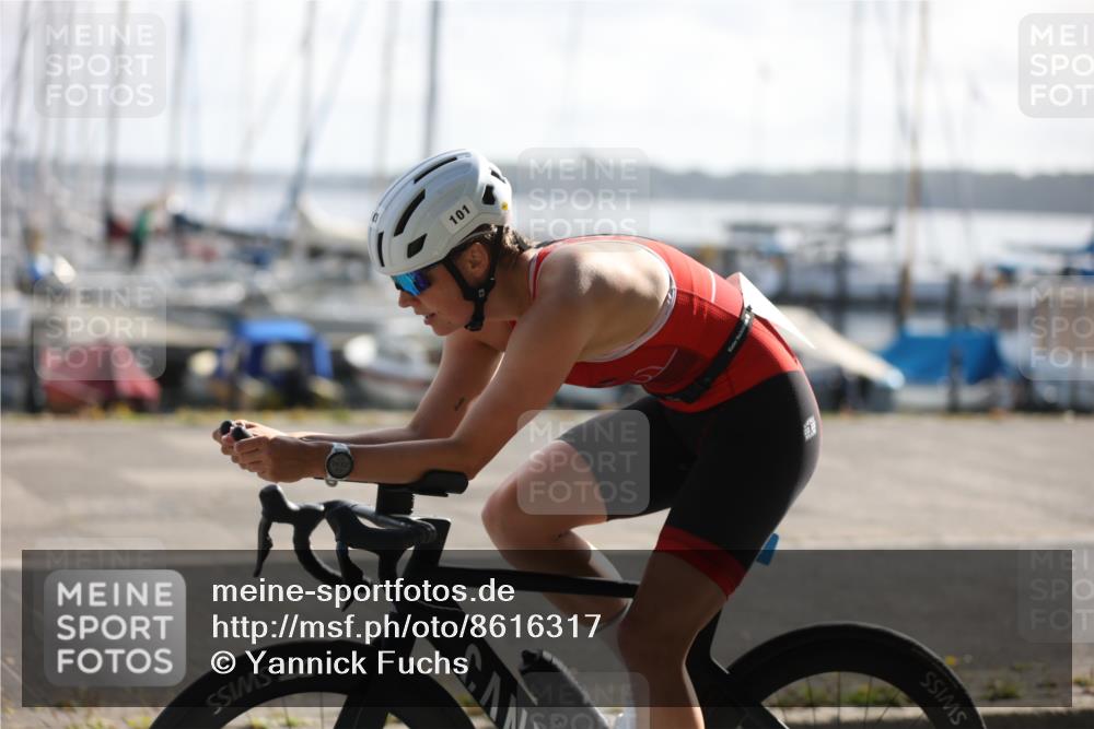 17.08.2025 - KN Förde Triathlon 2025 Yannick Fuchs http://msf.ph/oto/8616317 17.08.2025 09:35:13 Radfahren 101, 144, 164, 194, 144 meine-sportfotos.de