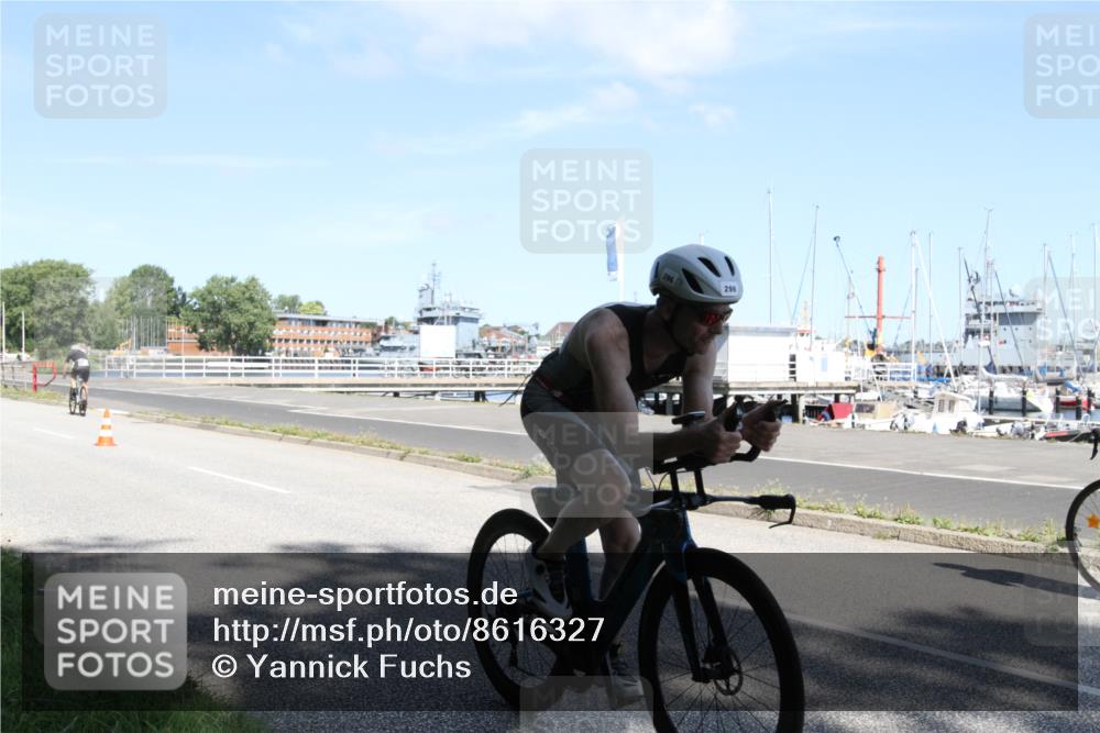 17.08.2025 - KN Förde Triathlon 2025 Yannick Fuchs http://msf.ph/oto/8616327 17.08.2025 11:34:55 Radfahren 271, 296, 303, 328, 353, 354, 362, 633 meine-sportfotos.de