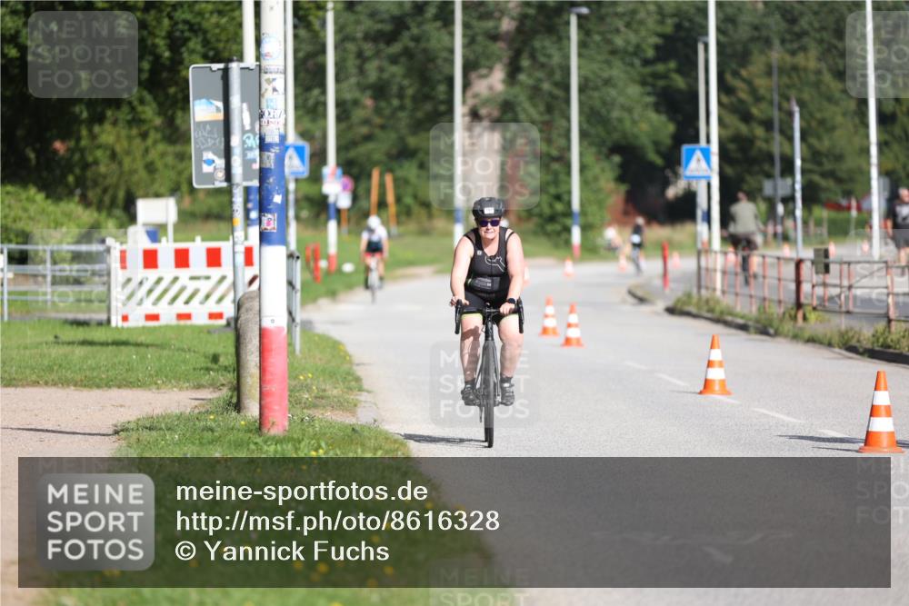 17.08.2025 - KN Förde Triathlon 2025 Yannick Fuchs http://msf.ph/oto/8616328 17.08.2025 09:35:16 Radfahren 164, 194, 101, 144 meine-sportfotos.de