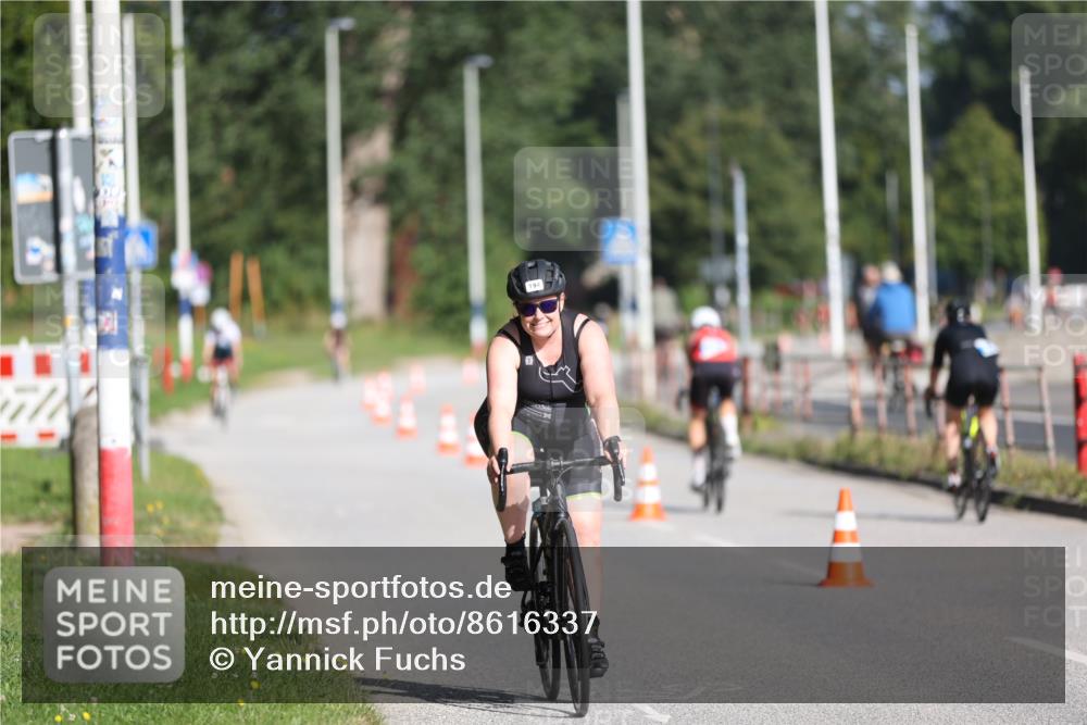 17.08.2025 - KN Förde Triathlon 2025 Yannick Fuchs http://msf.ph/oto/8616337 17.08.2025 09:35:18 Radfahren 118, 164, 194, 101, 144 meine-sportfotos.de