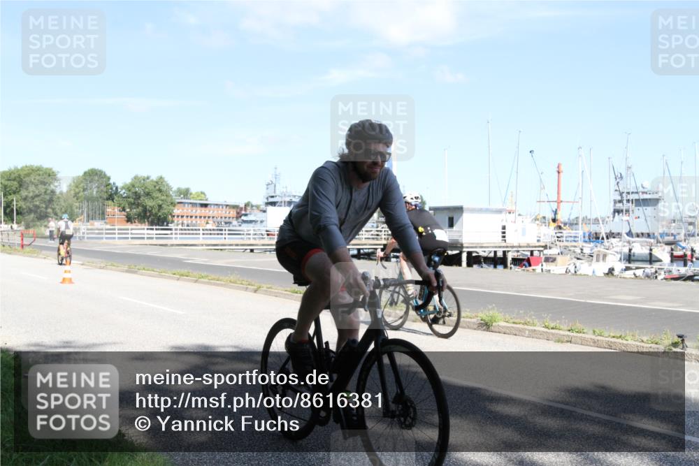 17.08.2025 - KN Förde Triathlon 2025 Yannick Fuchs http://msf.ph/oto/8616381 17.08.2025 11:35:20 Radfahren 329, 345, 350, 371, 374, 601, 610, 613, 638 meine-sportfotos.de