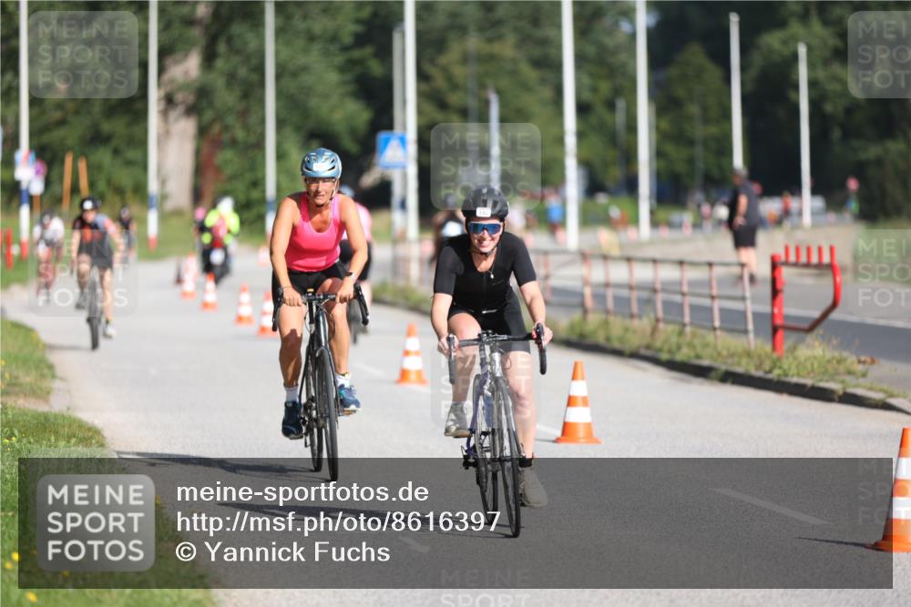 17.08.2025 - KN Förde Triathlon 2025 Yannick Fuchs http://msf.ph/oto/8616397 17.08.2025 09:35:43 Radfahren 135, 140, 142, 180, 231, 249, 251 meine-sportfotos.de