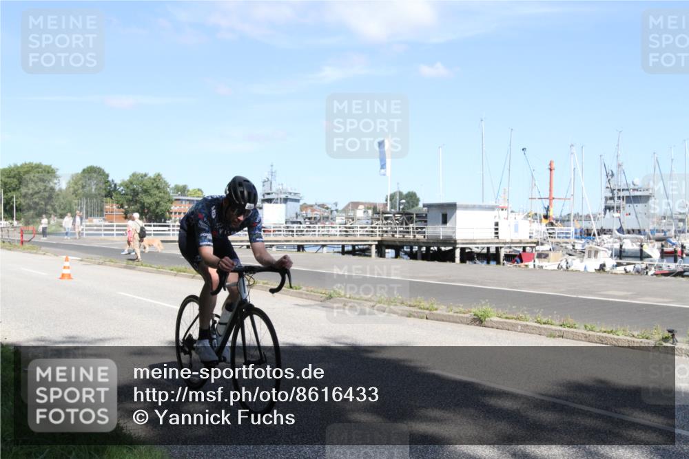 17.08.2025 - KN Förde Triathlon 2025 Yannick Fuchs http://msf.ph/oto/8616433 17.08.2025 11:35:50 Radfahren 307, 310, 330, 380, 384, 609 meine-sportfotos.de
