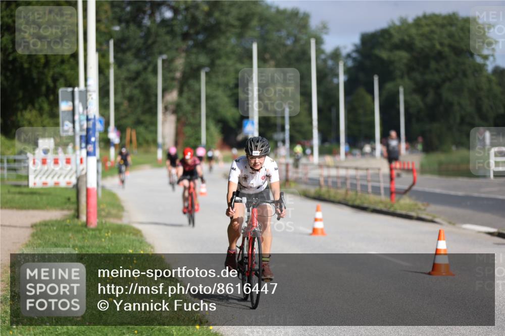 17.08.2025 - KN Förde Triathlon 2025 Yannick Fuchs http://msf.ph/oto/8616447 17.08.2025 09:35:51 Radfahren 116, 140, 143, 159, 168, 180, 231, 249, 135, 142, 231 meine-sportfotos.de