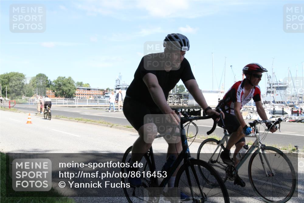 17.08.2025 - KN Förde Triathlon 2025 Yannick Fuchs http://msf.ph/oto/8616453 17.08.2025 11:36:12 Radfahren 300, 309, 326, 352, 608, 612, 635 meine-sportfotos.de