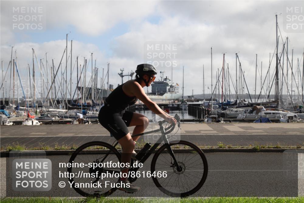 17.08.2025 - KN Förde Triathlon 2025 Yannick Fuchs http://msf.ph/oto/8616466 17.08.2025 09:34:23 Radfahren 130, 139, 213, 225, 246 meine-sportfotos.de