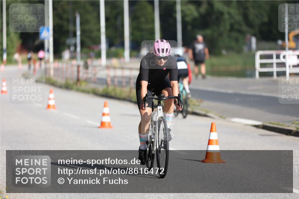 17.08.2025 - KN Förde Triathlon 2025 Yannick Fuchs http://msf.ph/oto/8616472 17.08.2025 09:35:56 Radfahren 116, 143, 159, 168, 253, 140, 143, 180, 231, 249 meine-sportfotos.de