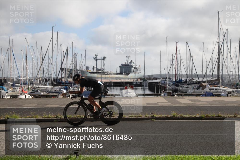 17.08.2025 - KN Förde Triathlon 2025 Yannick Fuchs http://msf.ph/oto/8616485 17.08.2025 09:34:35 Radfahren 105, 138, 152, 243, 246, 253 meine-sportfotos.de