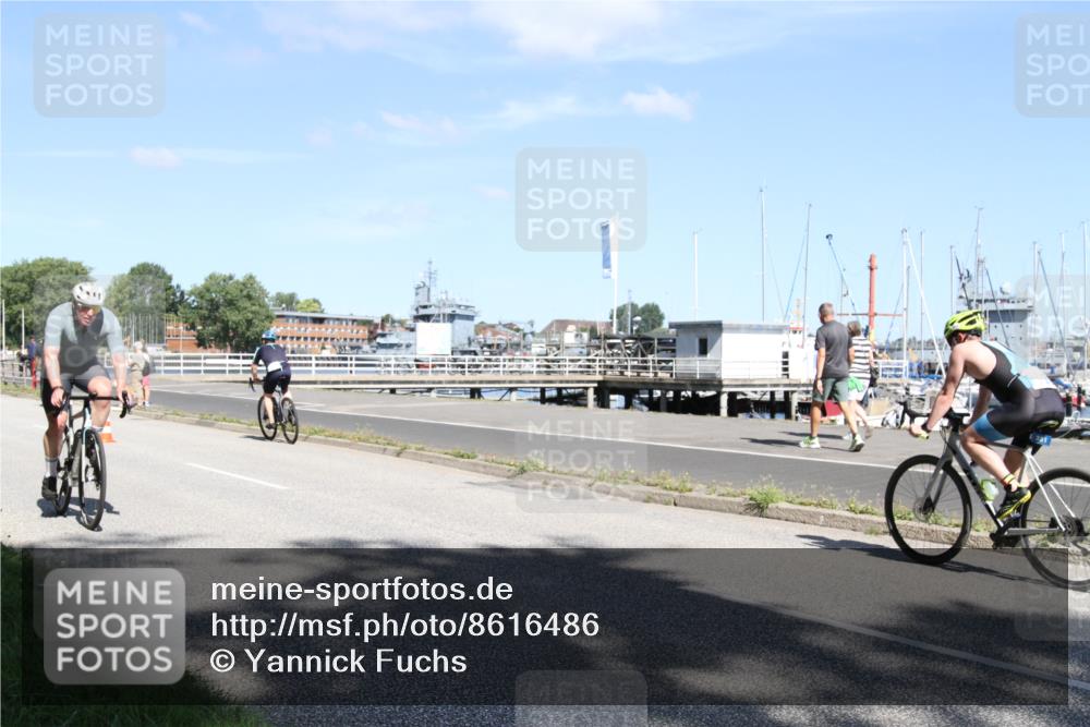 17.08.2025 - KN Förde Triathlon 2025 Yannick Fuchs http://msf.ph/oto/8616486 17.08.2025 11:36:31 Radfahren 285, 295, 297, 303, 351, 618, 621, 622, 643 meine-sportfotos.de
