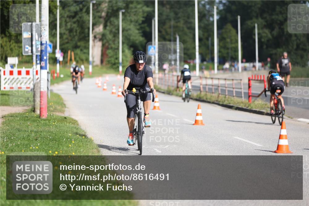 17.08.2025 - KN Förde Triathlon 2025 Yannick Fuchs http://msf.ph/oto/8616491 17.08.2025 09:35:58 Radfahren 105, 139, 159, 168, 253, 116, 140, 143, 180, 249 meine-sportfotos.de