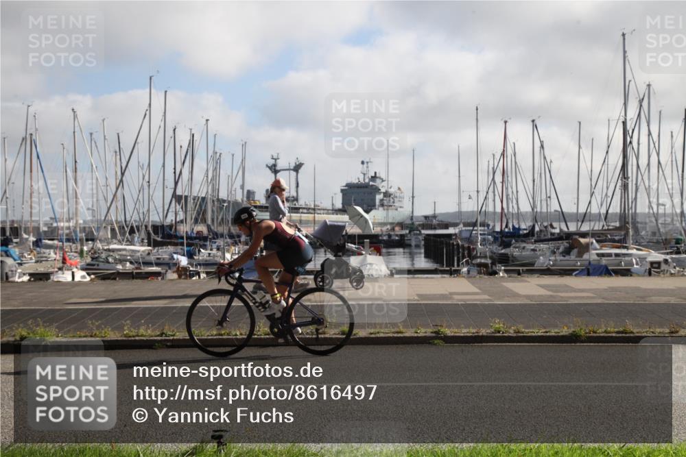 17.08.2025 - KN Förde Triathlon 2025 Yannick Fuchs http://msf.ph/oto/8616497 17.08.2025 09:34:42 Radfahren 105, 152, 252, 253 meine-sportfotos.de
