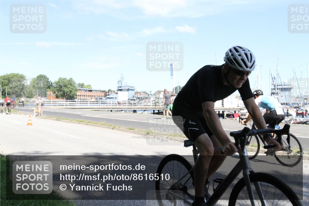 17.08.2025 - KN Förde Triathlon 2025 Yannick Fuchs http://msf.ph/oto/8616510 17.08.2025 11:36:35 Radfahren 285, 295, 297, 303, 351, 353, 354, 618, 621, 622, 643 meine-sportfotos.de