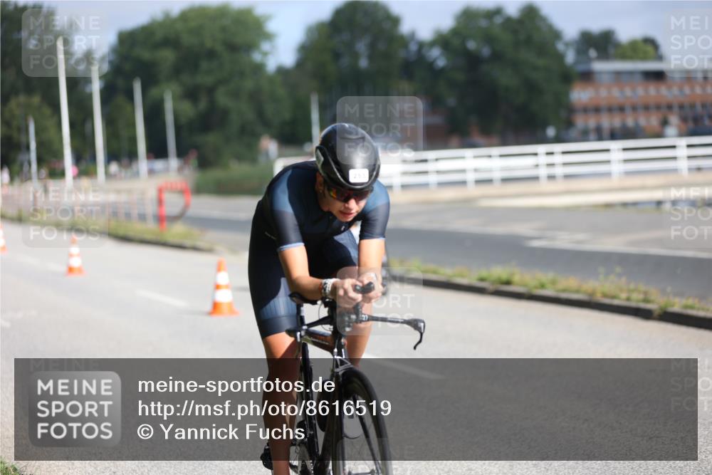 17.08.2025 - KN Förde Triathlon 2025 Yannick Fuchs http://msf.ph/oto/8616519 17.08.2025 09:36:03 Radfahren 105, 139, 253, 116, 159, 168 meine-sportfotos.de
