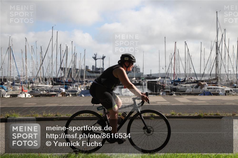 17.08.2025 - KN Förde Triathlon 2025 Yannick Fuchs http://msf.ph/oto/8616534 17.08.2025 09:35:19 Radfahren 101, 144, 164, 194 meine-sportfotos.de