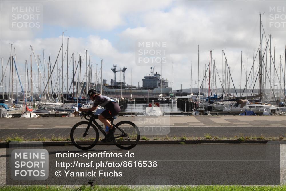 17.08.2025 - KN Förde Triathlon 2025 Yannick Fuchs http://msf.ph/oto/8616538 17.08.2025 09:35:24 Radfahren 118, 164, 194 meine-sportfotos.de