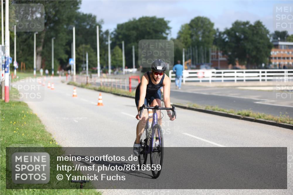 17.08.2025 - KN Förde Triathlon 2025 Yannick Fuchs http://msf.ph/oto/8616559 17.08.2025 09:36:20 Radfahren 177, 252, 121 meine-sportfotos.de