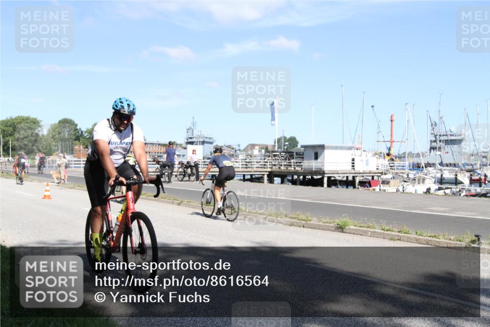 17.08.2025 - KN Förde Triathlon 2025 Yannick Fuchs http://msf.ph/oto/8616564 17.08.2025 11:37:08 Radfahren 282, 294, 345, 610, 617, 626, 627 meine-sportfotos.de
