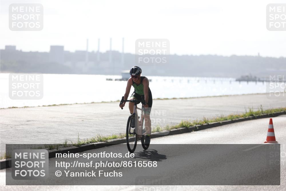 17.08.2025 - KN Förde Triathlon 2025 Yannick Fuchs http://msf.ph/oto/8616568 17.08.2025 09:36:26 Radfahren 177, 252 meine-sportfotos.de