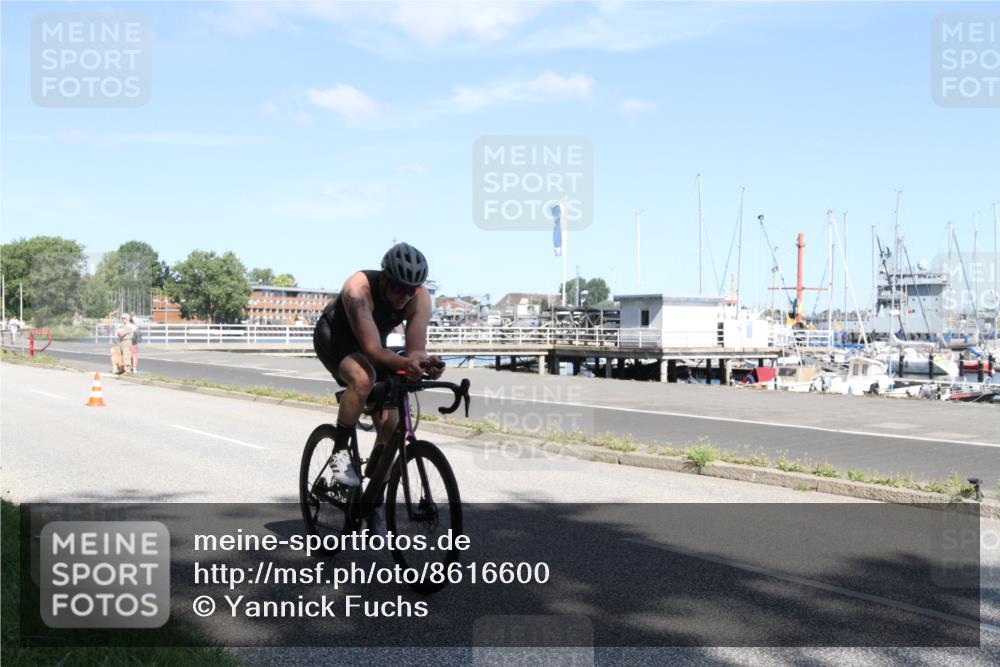 17.08.2025 - KN Förde Triathlon 2025 Yannick Fuchs http://msf.ph/oto/8616600 17.08.2025 11:37:34 Radfahren 308, 332, 368, 377, 380, 606, 614 meine-sportfotos.de