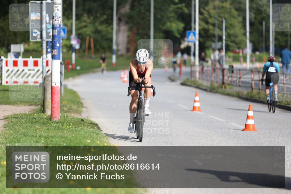 17.08.2025 - KN Förde Triathlon 2025 Yannick Fuchs http://msf.ph/oto/8616614 17.08.2025 09:36:47 Radfahren 101, 141, 166 meine-sportfotos.de