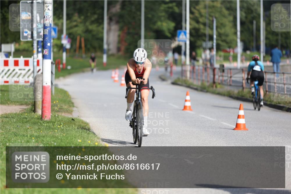 17.08.2025 - KN Förde Triathlon 2025 Yannick Fuchs http://msf.ph/oto/8616617 17.08.2025 09:36:47 Radfahren 101, 141, 166 meine-sportfotos.de