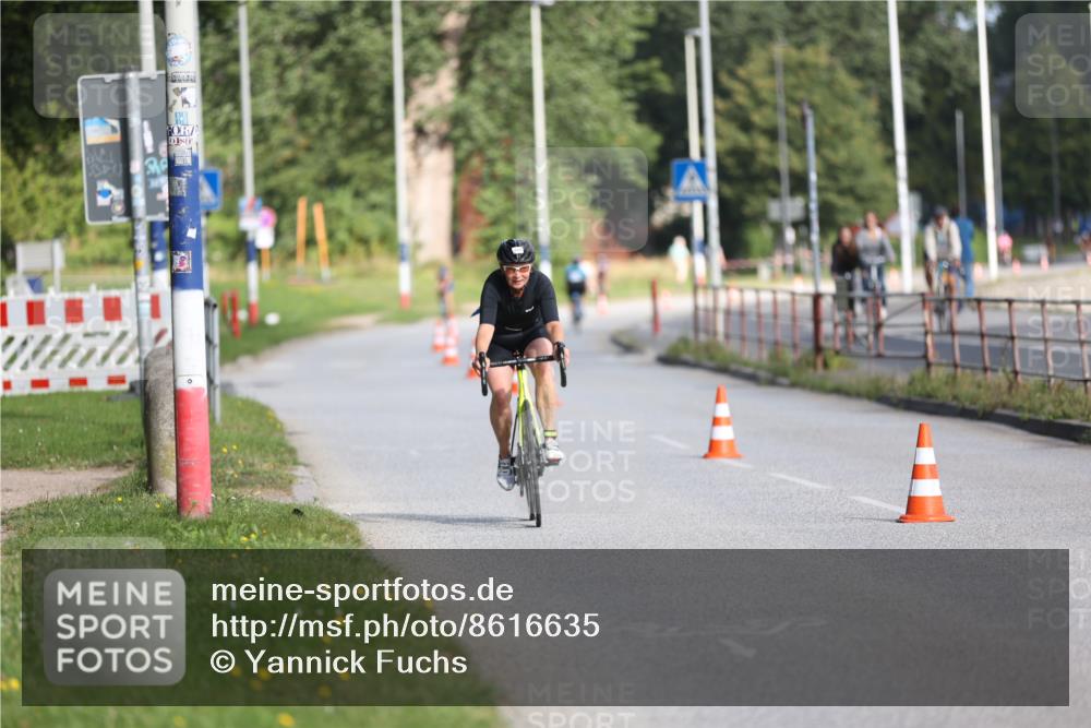 17.08.2025 - KN Förde Triathlon 2025 Yannick Fuchs http://msf.ph/oto/8616635 17.08.2025 09:36:57 Radfahren 137, 144, 173, 185, 187, 204, 101 meine-sportfotos.de