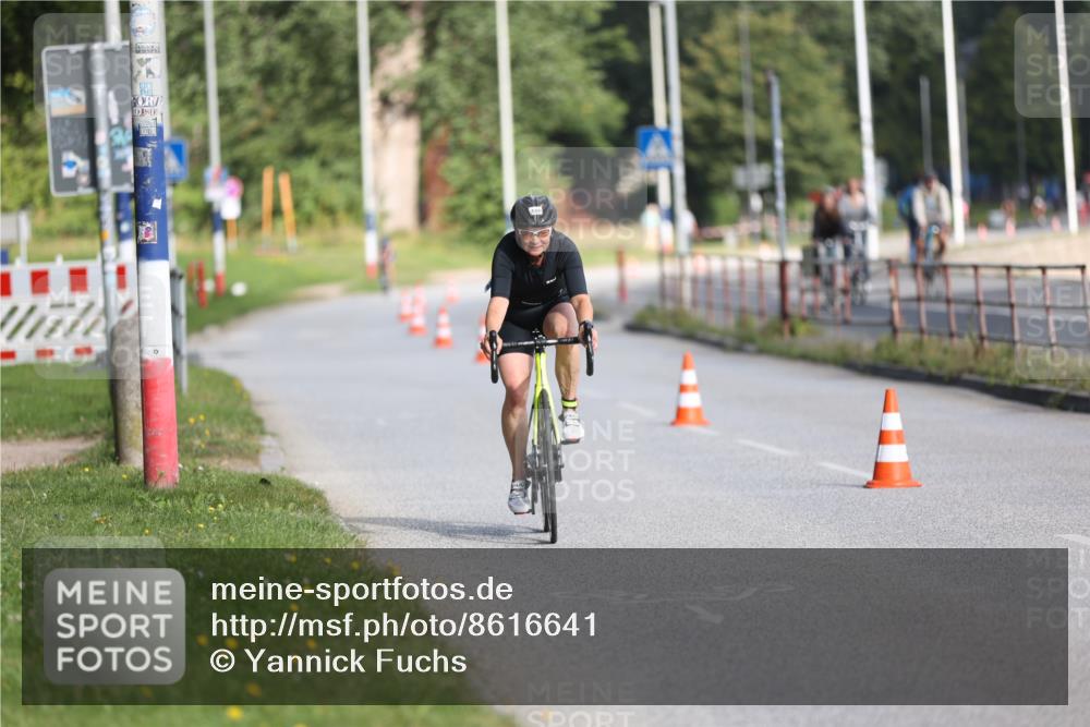 17.08.2025 - KN Förde Triathlon 2025 Yannick Fuchs http://msf.ph/oto/8616641 17.08.2025 09:36:58 Radfahren 137, 144, 173, 185, 187, 204 meine-sportfotos.de