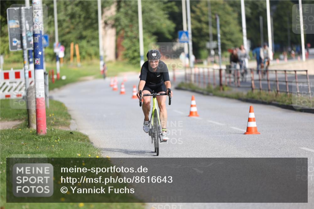 17.08.2025 - KN Förde Triathlon 2025 Yannick Fuchs http://msf.ph/oto/8616643 17.08.2025 09:36:58 Radfahren 137, 144, 173, 185, 187, 204 meine-sportfotos.de