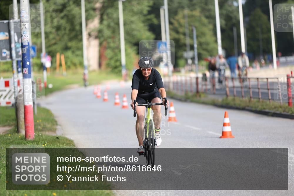 17.08.2025 - KN Förde Triathlon 2025 Yannick Fuchs http://msf.ph/oto/8616646 17.08.2025 09:36:58 Radfahren 137, 144, 173, 185, 187, 204 meine-sportfotos.de