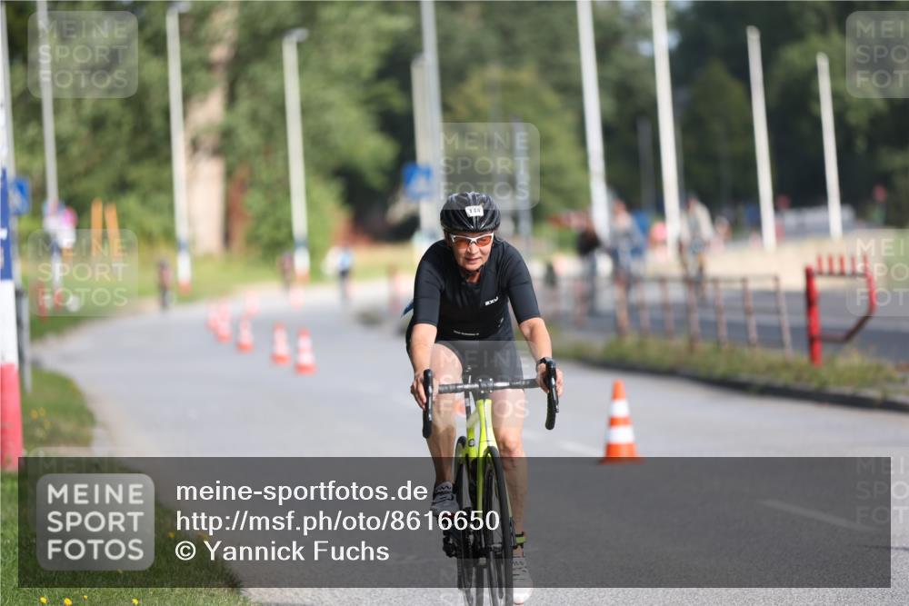 17.08.2025 - KN Förde Triathlon 2025 Yannick Fuchs http://msf.ph/oto/8616650 17.08.2025 09:36:59 Radfahren 137, 144, 173, 185, 187, 204 meine-sportfotos.de