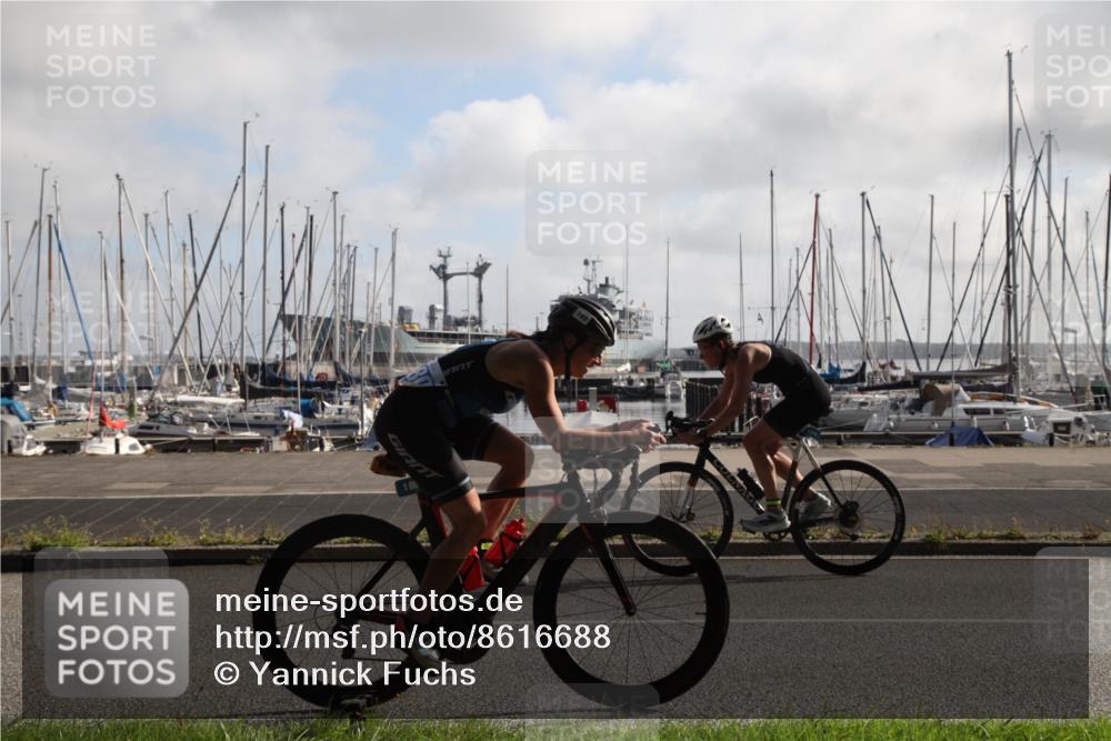 17.08.2025 - KN Förde Triathlon 2025 Yannick Fuchs http://msf.ph/oto/8616688 17.08.2025 09:37:35 Radfahren 106, 116, 180, 189, 248, 251 meine-sportfotos.de