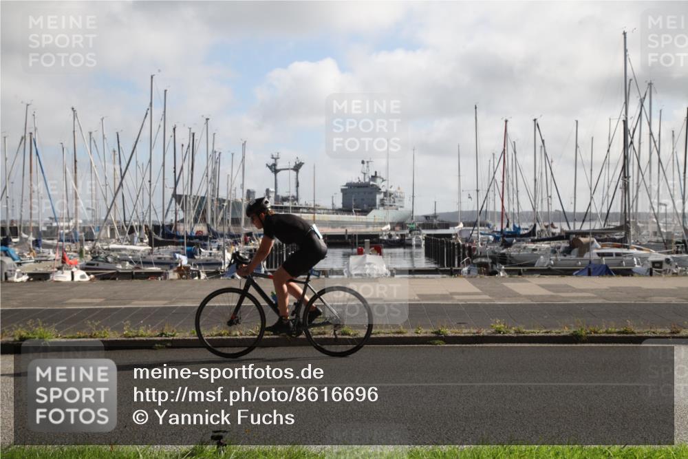 17.08.2025 - KN Förde Triathlon 2025 Yannick Fuchs http://msf.ph/oto/8616696 17.08.2025 09:37:37 Radfahren 106, 158, 180, 189, 248, 251 meine-sportfotos.de