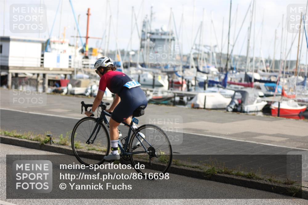 17.08.2025 - KN Förde Triathlon 2025 Yannick Fuchs http://msf.ph/oto/8616698 17.08.2025 09:37:09 Radfahren 115, 137, 164, 185, 137, 173, 185, 187, 204 meine-sportfotos.de