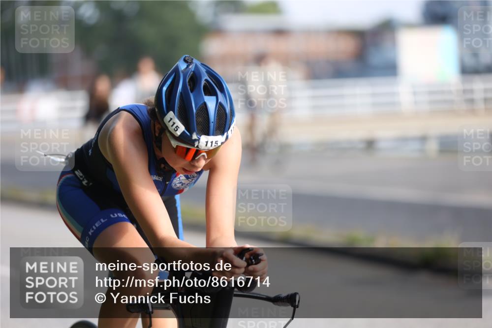 17.08.2025 - KN Förde Triathlon 2025 Yannick Fuchs http://msf.ph/oto/8616714 17.08.2025 09:37:12 Radfahren 115, 164, 137, 185, 187 meine-sportfotos.de