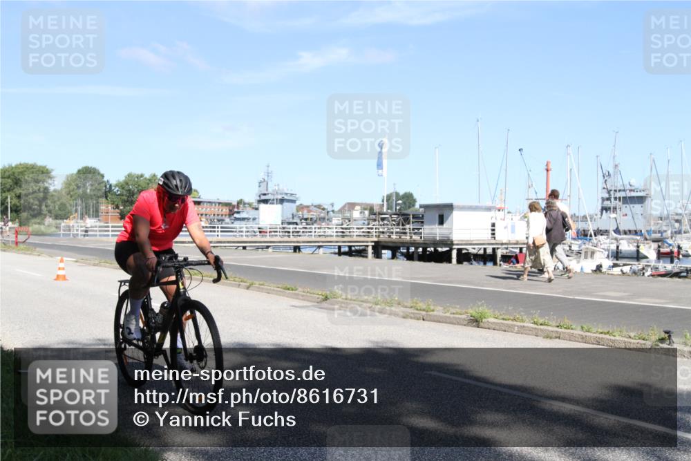 17.08.2025 - KN Förde Triathlon 2025 Yannick Fuchs http://msf.ph/oto/8616731 17.08.2025 11:39:36 Radfahren 279, 332, 606, 628 meine-sportfotos.de