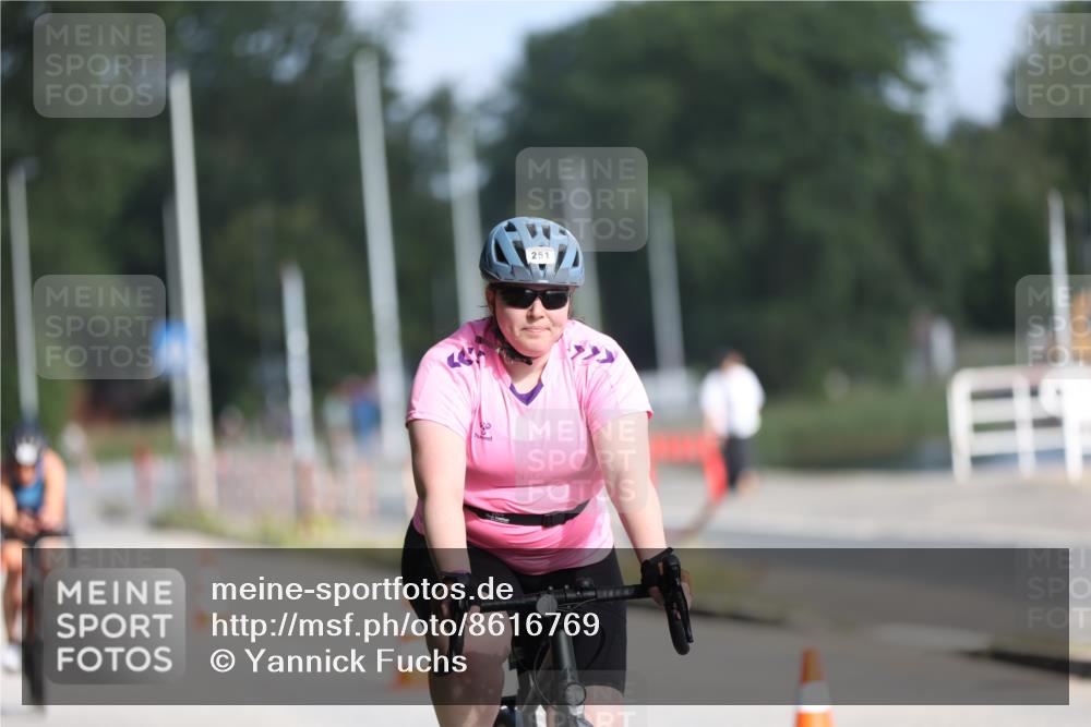 17.08.2025 - KN Förde Triathlon 2025 Yannick Fuchs http://msf.ph/oto/8616769 17.08.2025 09:37:33 Radfahren 106, 158, 180, 189, 248, 251, 116 meine-sportfotos.de