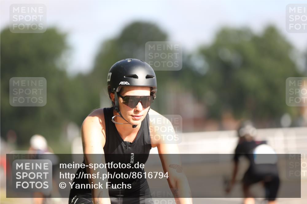 17.08.2025 - KN Förde Triathlon 2025 Yannick Fuchs http://msf.ph/oto/8616794 17.08.2025 09:37:39 Radfahren 140, 158, 161, 181, 248, 106, 180, 189, 251 meine-sportfotos.de
