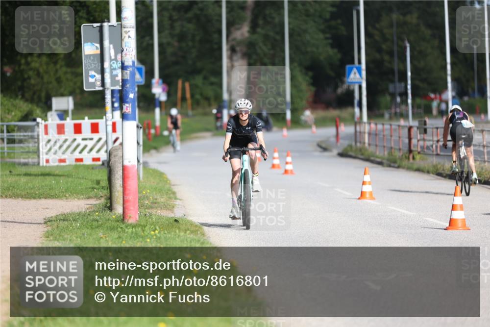 17.08.2025 - KN Förde Triathlon 2025 Yannick Fuchs http://msf.ph/oto/8616801 17.08.2025 09:37:41 Radfahren 140, 158, 159, 161, 181, 248, 106, 180, 189, 248, 251 meine-sportfotos.de